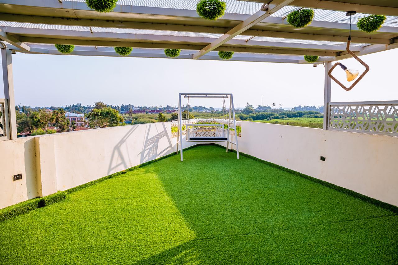 Rooftop View 2